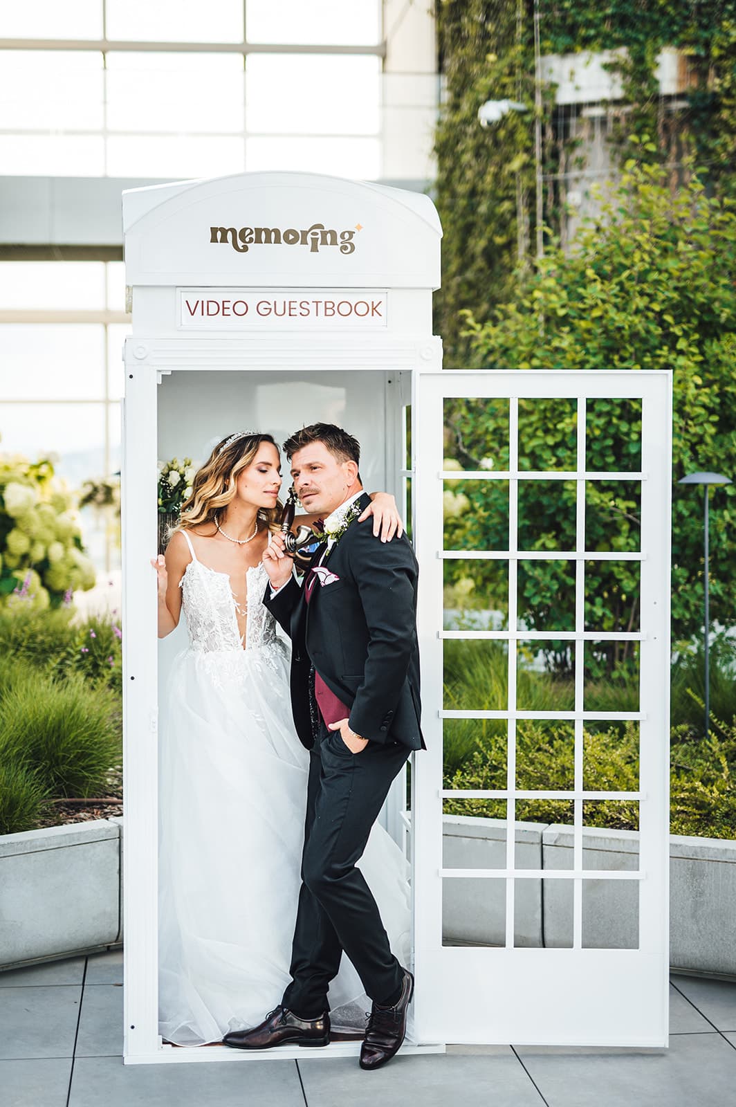 Memoring Photo & Video Guestbook 10